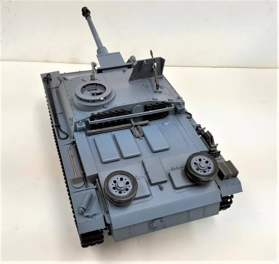 若干訳あり1/16戦車ラジコン　ドイツIII号突撃砲　ヘンロン製基板7.0 Amazon.co.jp: 訳あり1 16戦車ラジコン ドイツIII号突撃砲