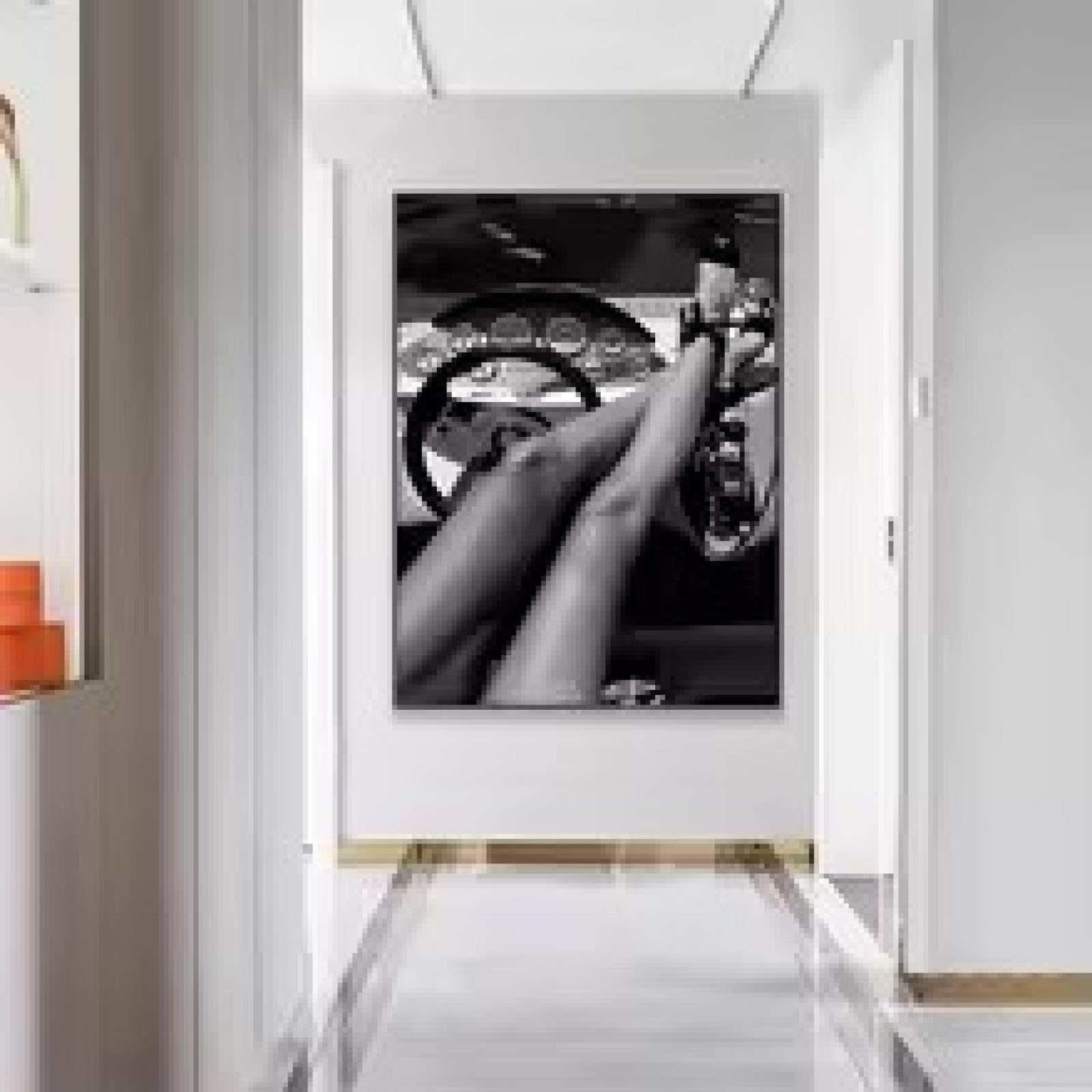 MAIMANG Moda kobieta plakat wysokie obcasy w klasycznym samochodzie nadruk czarno-biały sypialnia sztuka dziewczyny płótno farba dekoracja ścienna 70 x 100 cm bez ramy