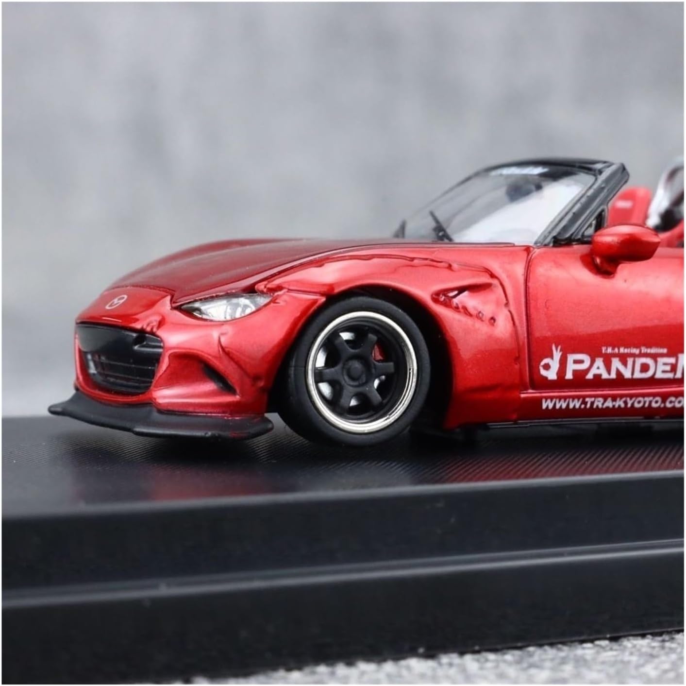 1:64 for Mazda MX-5 Collectible Racing Toy Miniature Car Enthusiasts Gift Red Vehicles