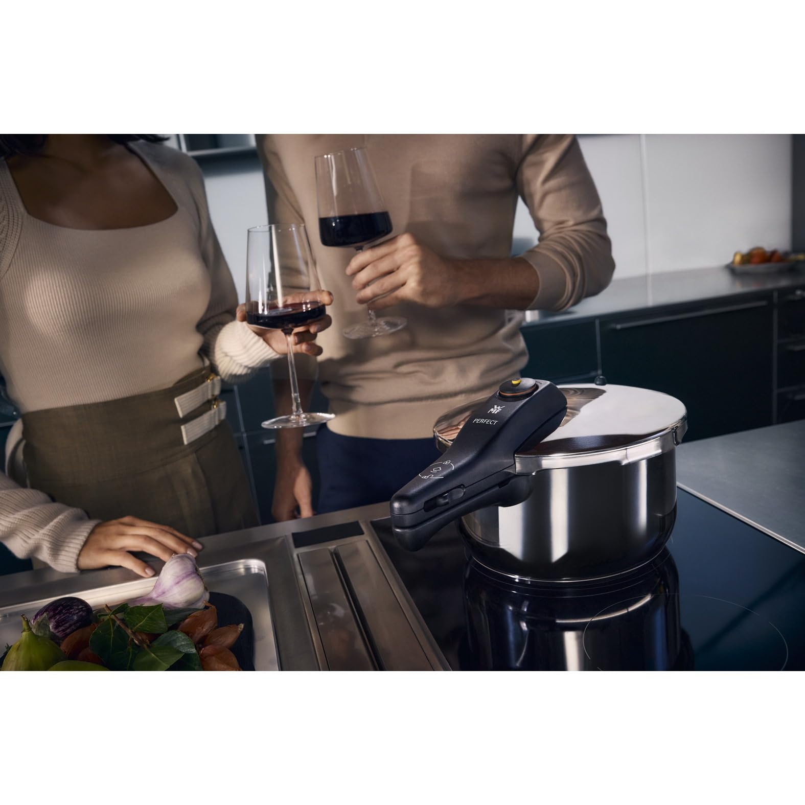 WMF Pentola Perfect Ø 22 cm, Ø 3 litri, in acciaio inox Cromargan per induzione
