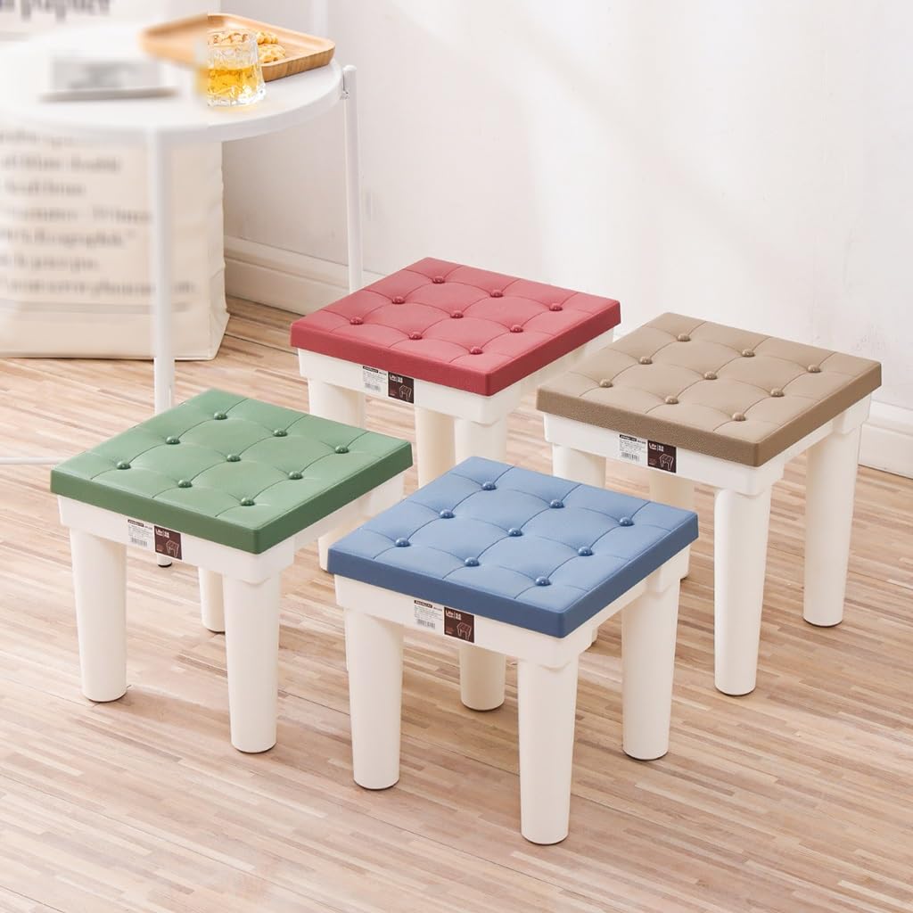 Sgabello da Doccia Piccolo Quadrato, Sgabello da Seduta Piccolo per Il Bagno del Soggiorno di casa, Sgabello Basso per Uso Domestico in plastica Antiscivolo, Sedia da Doccia Robusta e Durevo