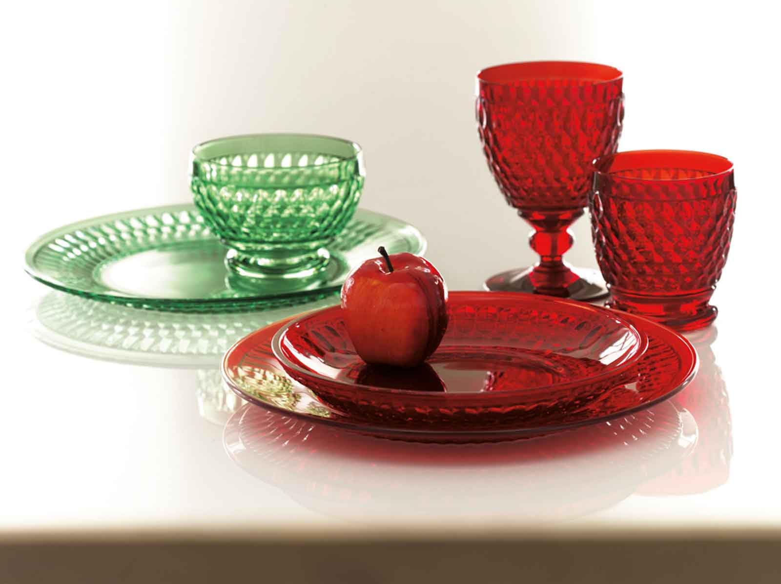 Villeroy & Boch Boston Coloured Szklanki do wody Red zestaw 4 sztuk, 400 ml, kolorowe szklanki do napojów fasetowych, szkło kryształowe do napojów bezalkoholowych, nadają się do mycia w zmywarce