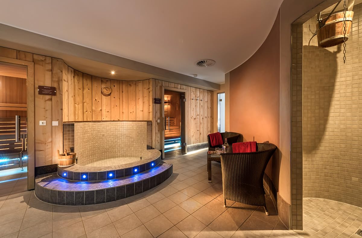 JOCHEN SCHWEIZER Geschenkgutschein: Kurzurlaub mit Wellness in Willingen für 2 (1 Nacht)