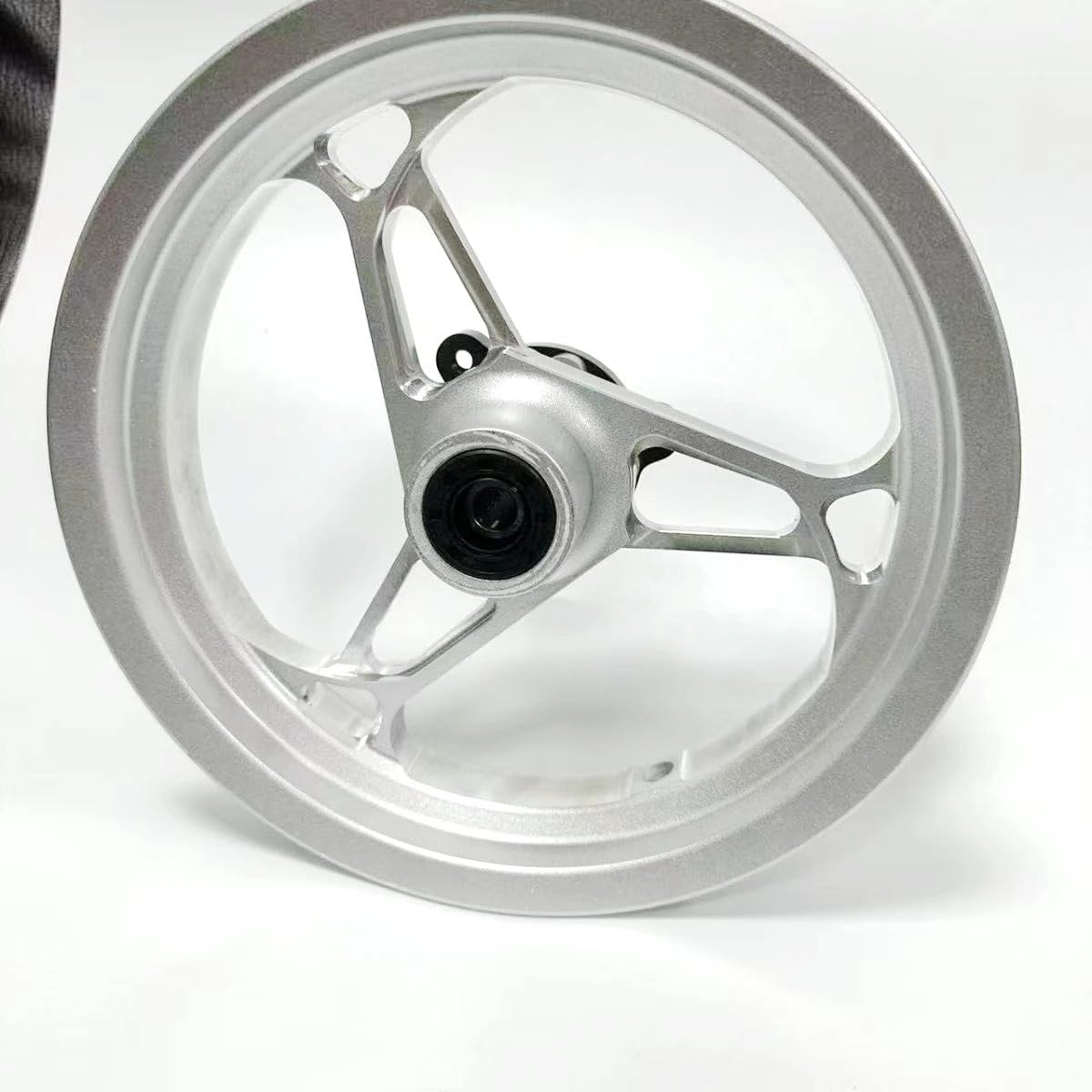 Cerchioni universali per ruote anteriori con mozzo in alluminio CNC per scooter 10 * 2.15J passo 70mm CERCHIO(Silver)