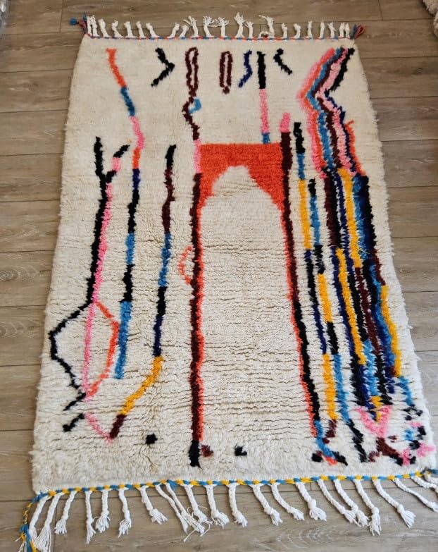 Générique Tifinagh Shop - Tapis Berbère Azilal Multicolore 153 x 109 cm - Authentique Tapis Marocain Fait Main en Laine - Motifs Traditionnels - Pièce Unique