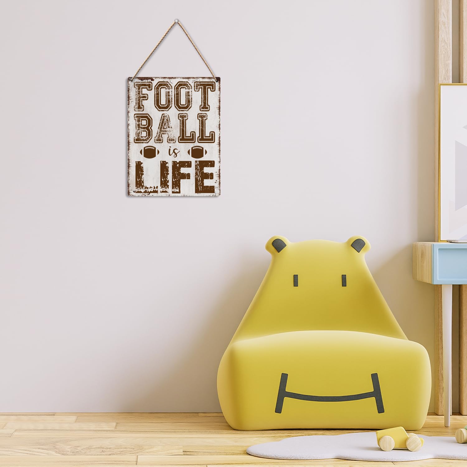 UYIKG 041-TY-MGP-football Wall Pediments
