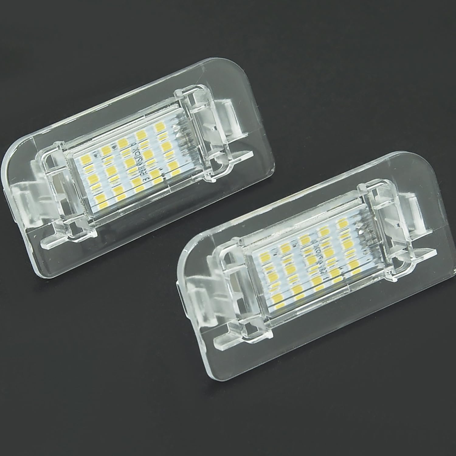 Oświetlenie tablicy rejestracyjnej LED, 2 lampy tablic rejestracyjnych Canbus ksenonowe białe 6000K kompatybilne z Benz W246 W242 klasy B 2011-2019, światło tablicy rejestracyjnej DUOMAICN