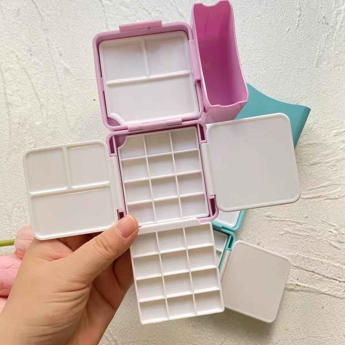 Travel Portable Watercolor Paint Set，24-Well Empty Watercolor Palette Paint Mixing Tray Blue