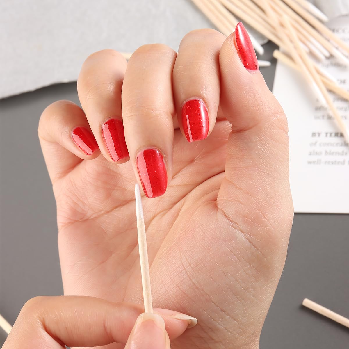 Fcozpjk 200PCS Precision Tip Cotton Swabs with Wooden Sticks, Pointed Tip Cotton Swabs for Nail Polish Touch Up, Disposable Makeup Applicators, Cotton Sticks for Makeup, Microblading Supplies