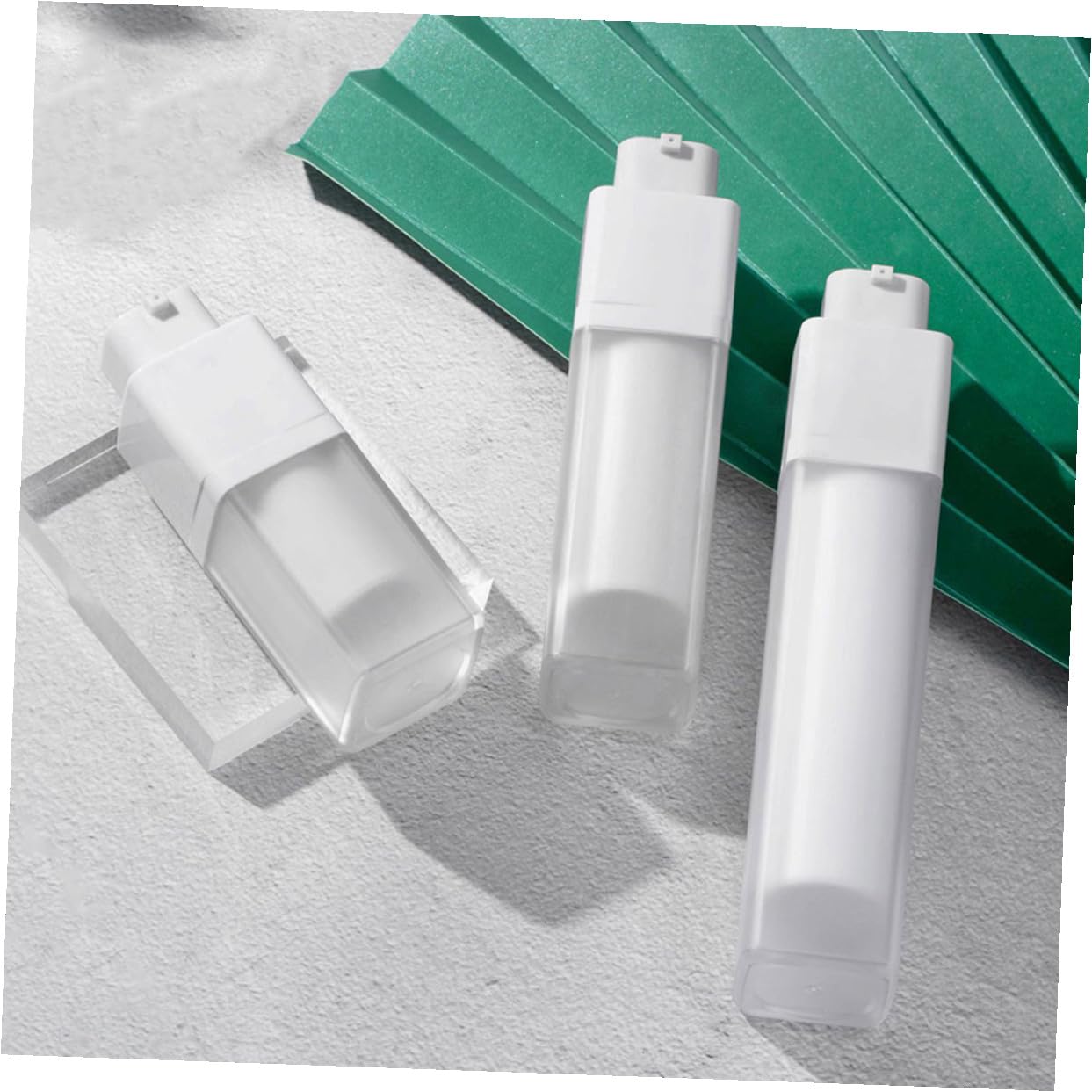 TEHAUX Set 3 Bottiglie Airless da Viaggio 50ml, Dispenser Vuoto per Lozione e Crema, Materiale As e Pp, Facili da Conservare per Palestra e Cena