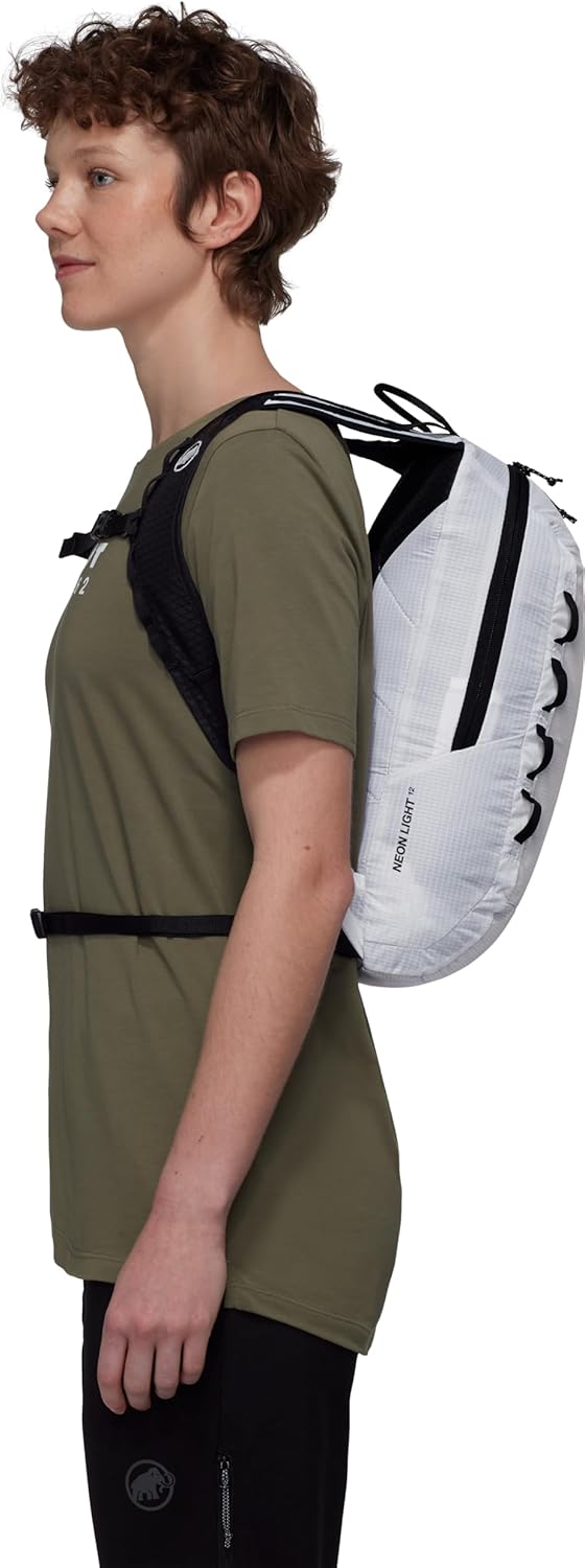 Mammut Unisex Neon Light Climbing Packs (pack of 1)