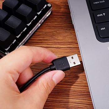 ♪8とにかく直ぐに使いたい✨打ちやすいキーボードカメラ付黒ノートパソコン✨初心者 ♪8とにかく直ぐに使いたい✨打ちやすいキーボードカメラ付黒