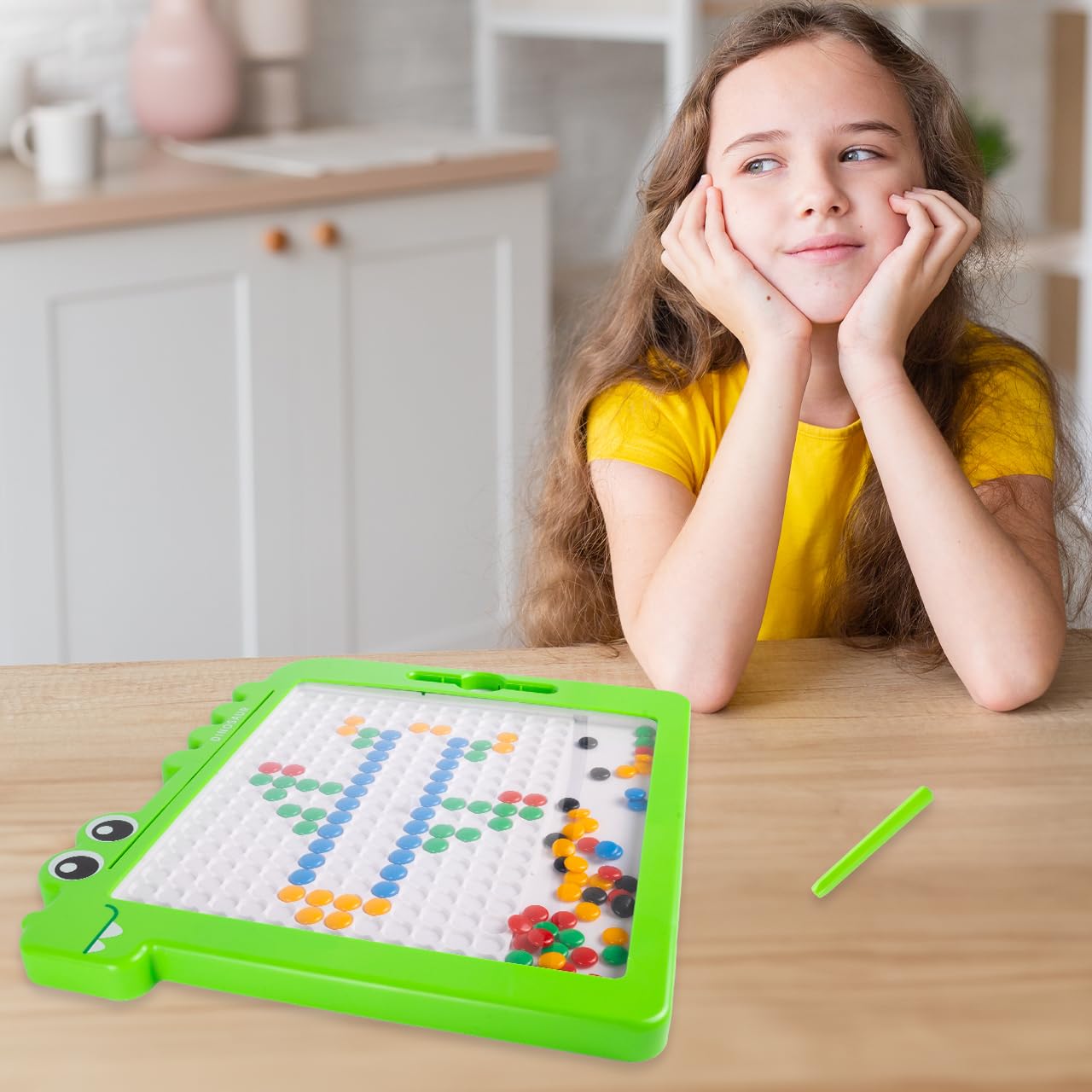 MalPlay Montessori tablica magnetyczna dla dzieci, koraliki mozaikowe, szablony puzzli dinozaurów, 20 różnych szablonów, od 3 lat, gra magnetyczna