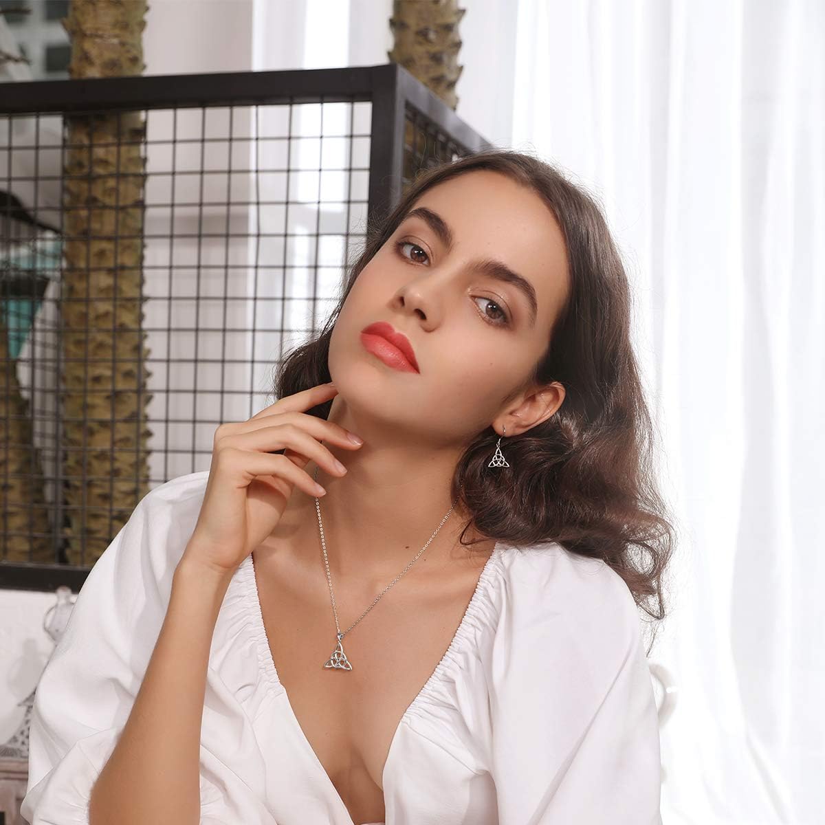 ChicSilver Collar Celta Mujer Plata de Ley 925 Colgante Trinidad Triqueta Irlanda de Amor Eterno Joyería Irlandesa de Amuleto