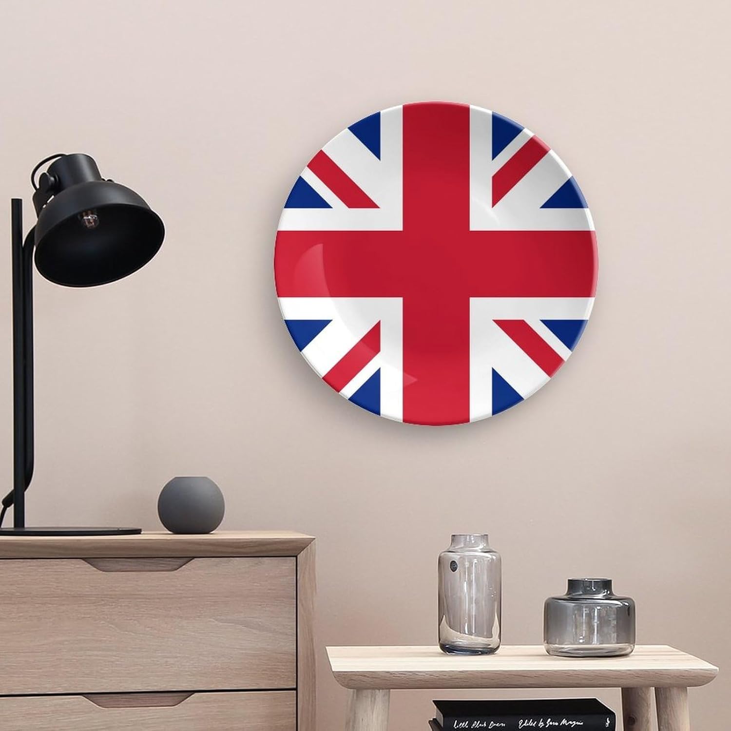 Union Jack British England UK Flag Printed Decorative Plate with Display Stand Handmade Ceramic Ornament Hanging Wall Decor for Foyer Home Office