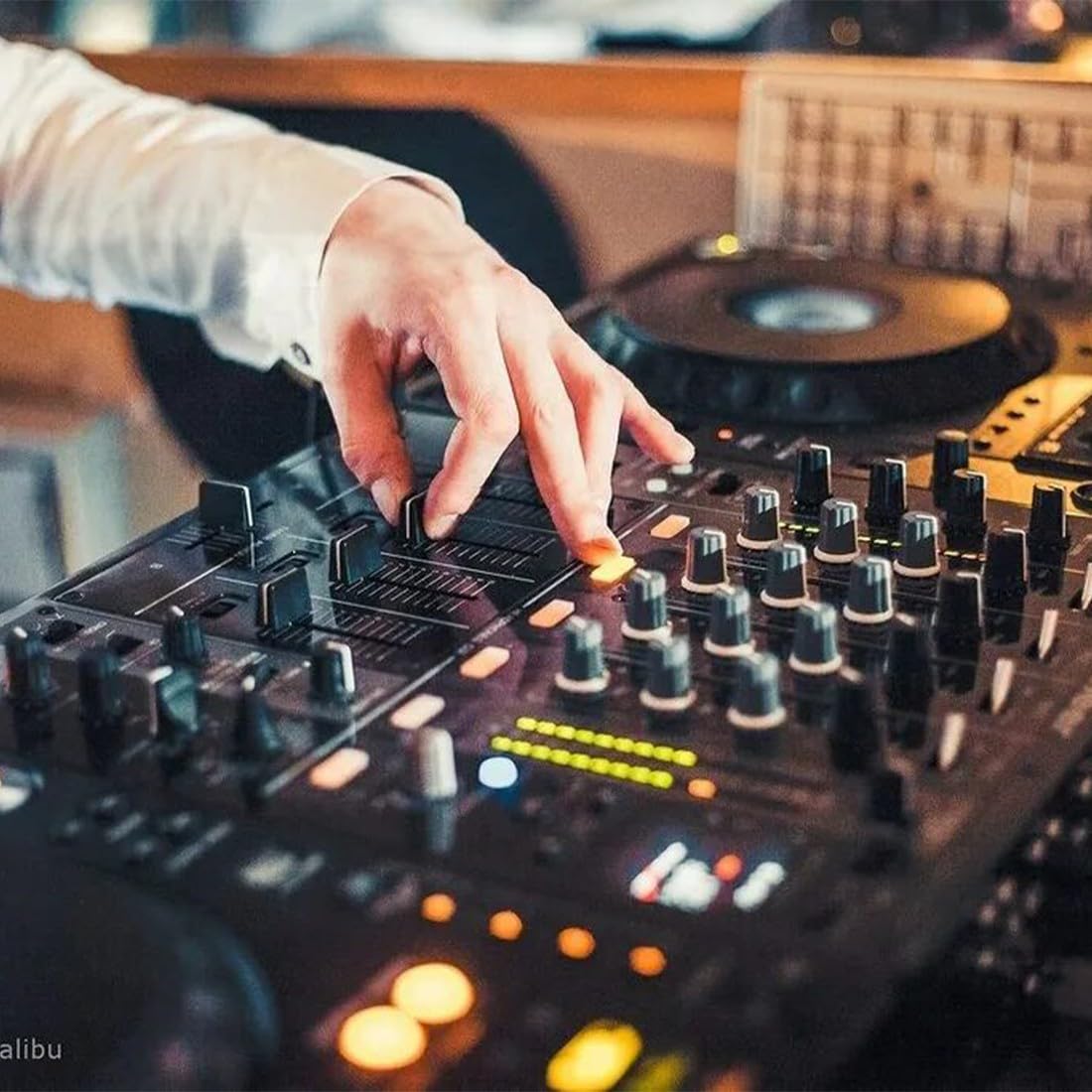 6 Capuchons de Fader pour Pioneer DJM,nstallation facile,Boutons de Fader Table de Mixage, Fader Caps Bouton Fader,pour Pioneer DJM350, 400, 500, 700, 750, 800, 850, 900NEXUS, 900SRT, 900NXS2, 2000