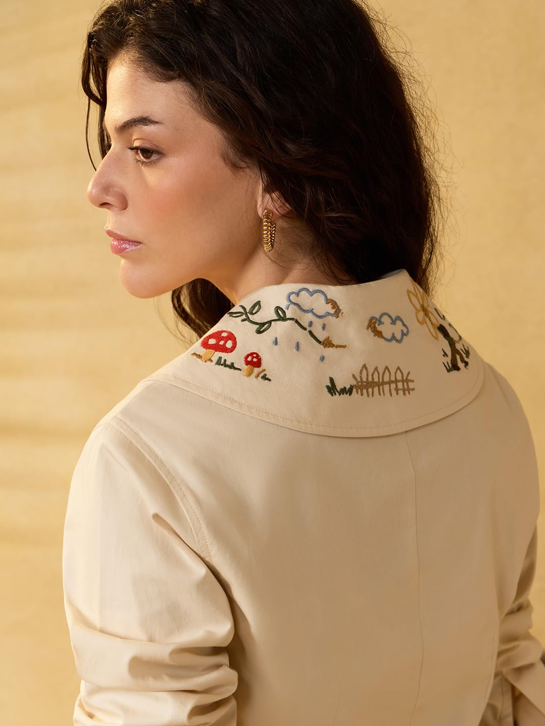 The Souled Store Art is The Way - Camisa para mujer y niña, manga larga, cuello abierto, color beige, para todas las estaciones