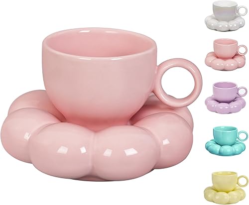 ARISKEY Taza de café de cerámica con diseño de nube con posavasos de girasol, lindo juego de tazas de café novedosas con platillo y cuchara, taza