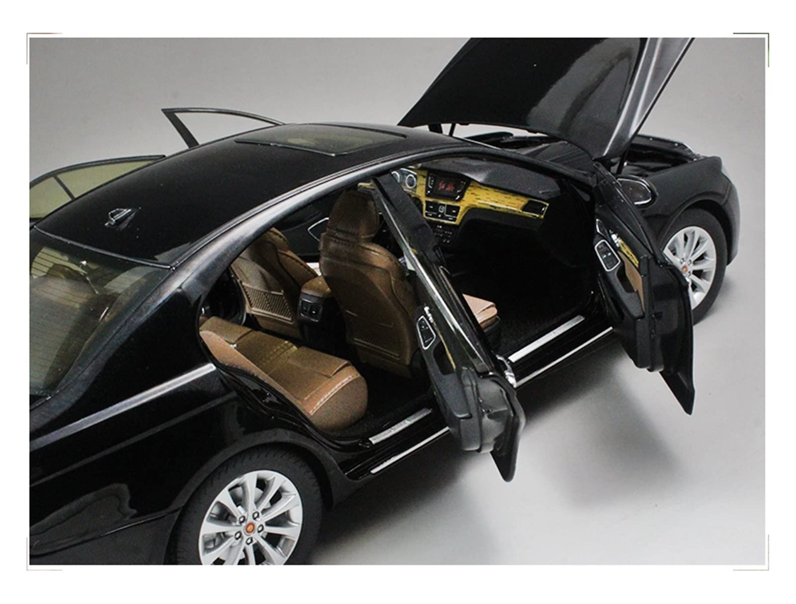 Amazon.co.jp: ダイキャストカー 1:18一汽紅旗H7合金ダイ