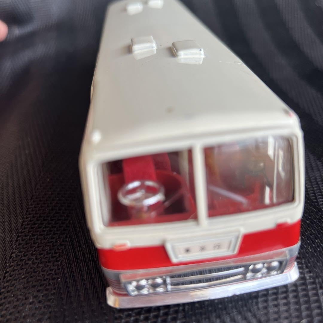 MITSUBISHI FUSO 三菱 ふそう 東名急行バス 箱付(傷み) 日本製 Amazon.co.jp: FUSO ふそう 東名急行バス 箱付傷み日本製 : おもちゃ