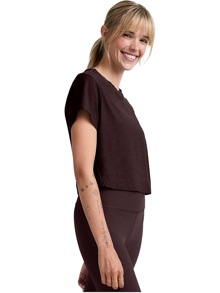 Brown Beyond Yoga Featherweight Supreme Cropped Tee