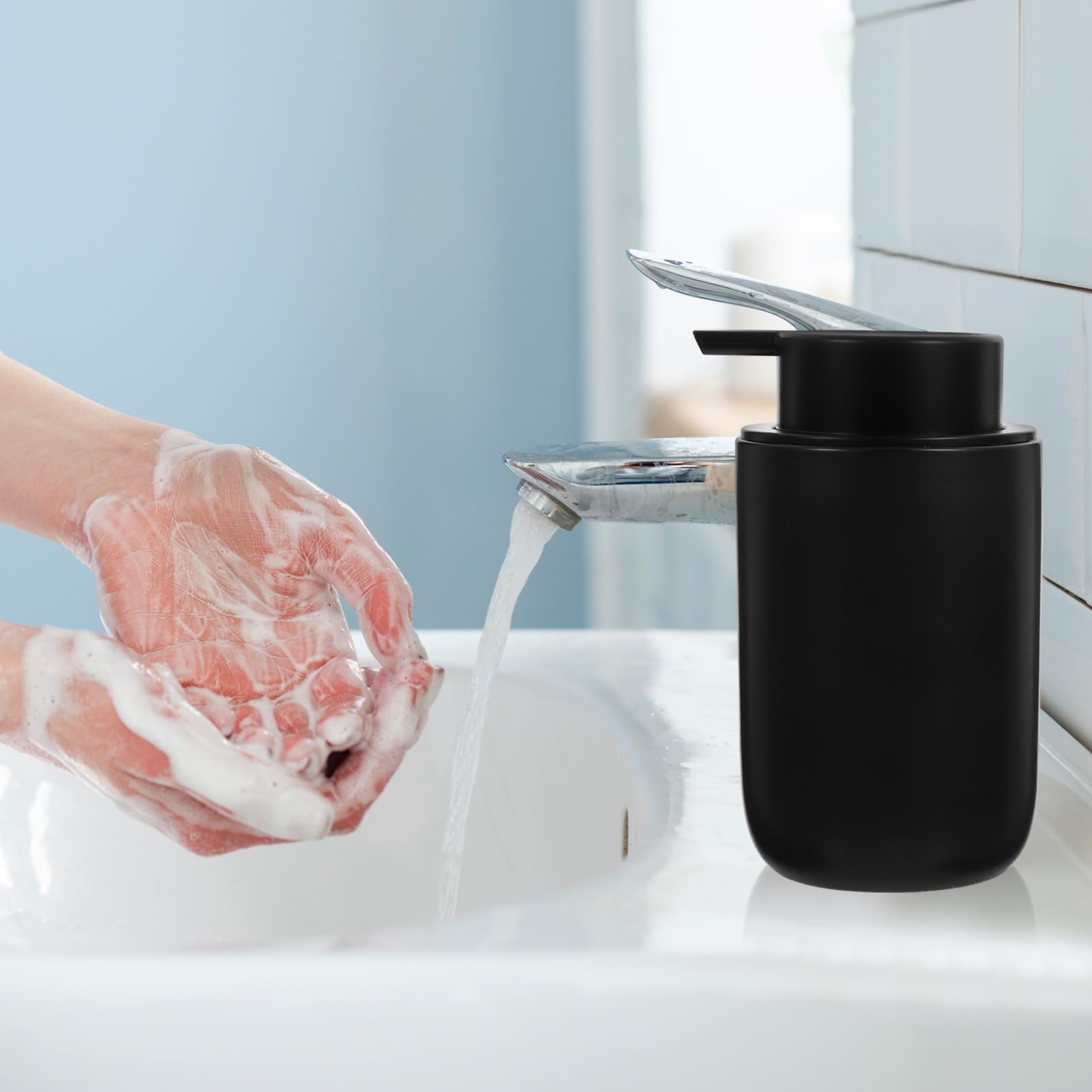 Ciieeo Lot De 4 Distributeurs De Shampoing Rechargeables Et Peu Encombrants Flacons À Pompe Anti-Fuite pour À Main À Vaisselle Élégant pour La Maison