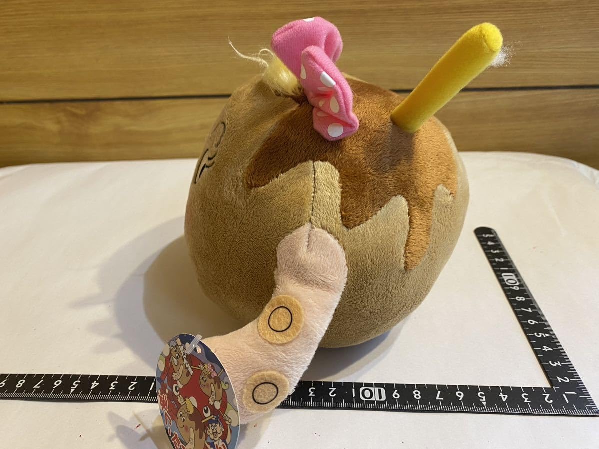 Amazon.co.jp: 泳ぐたこやきくん ぬいぐるみ たこ焼き : ホーム＆キッチン