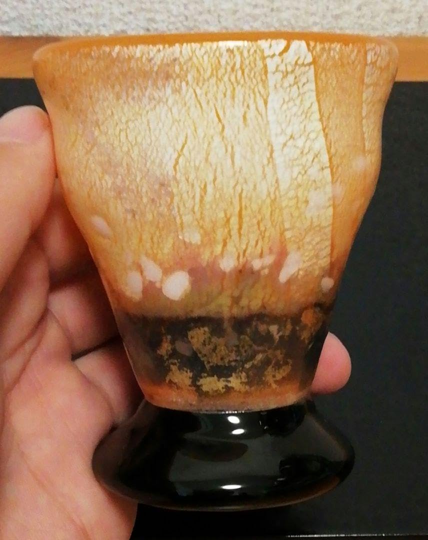 郡和子作　硝子　盃　ぐい呑　共箱　酒器 郡和子作 硝子 盃 ぐい呑 共箱 酒器 Amazon.co.jp: 郡和子作