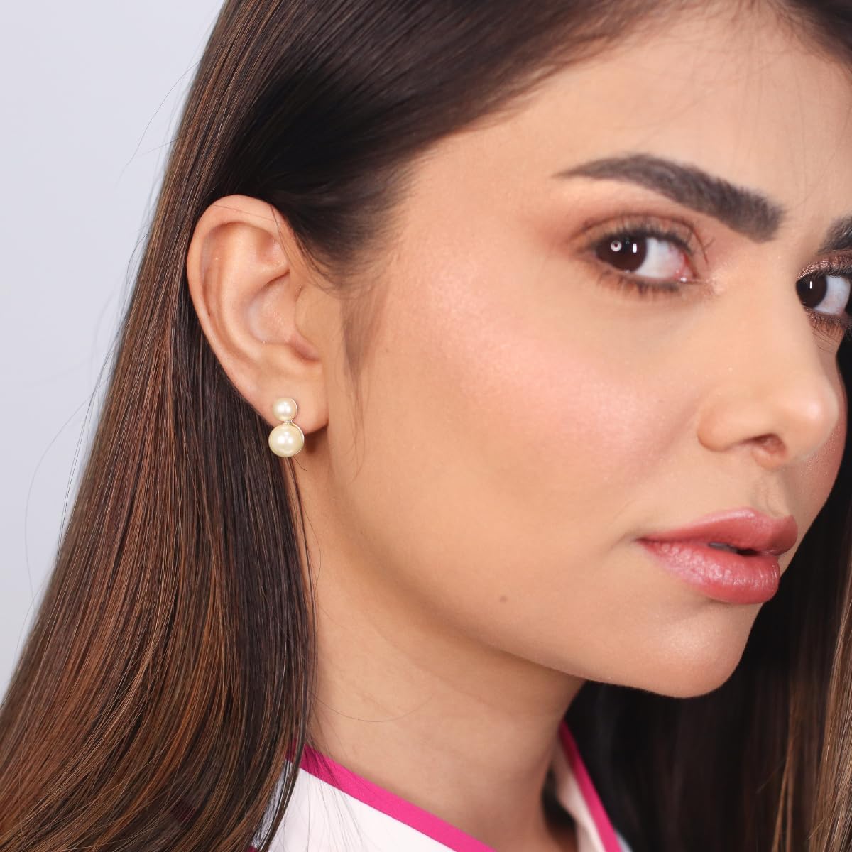 Brinco Prata Pérola Creme 06 x 08 mm Prata 925 Legítima em promoção! Veja a oferta e mais achadinhos de Bijuterias 5 Hoje é o melhor dia para comprar Brinco Prata Pérola Creme 06 x 08 mm Prata 925 Legítima com aquele preço maroto! Promoção! Aproveite a oferta! 5