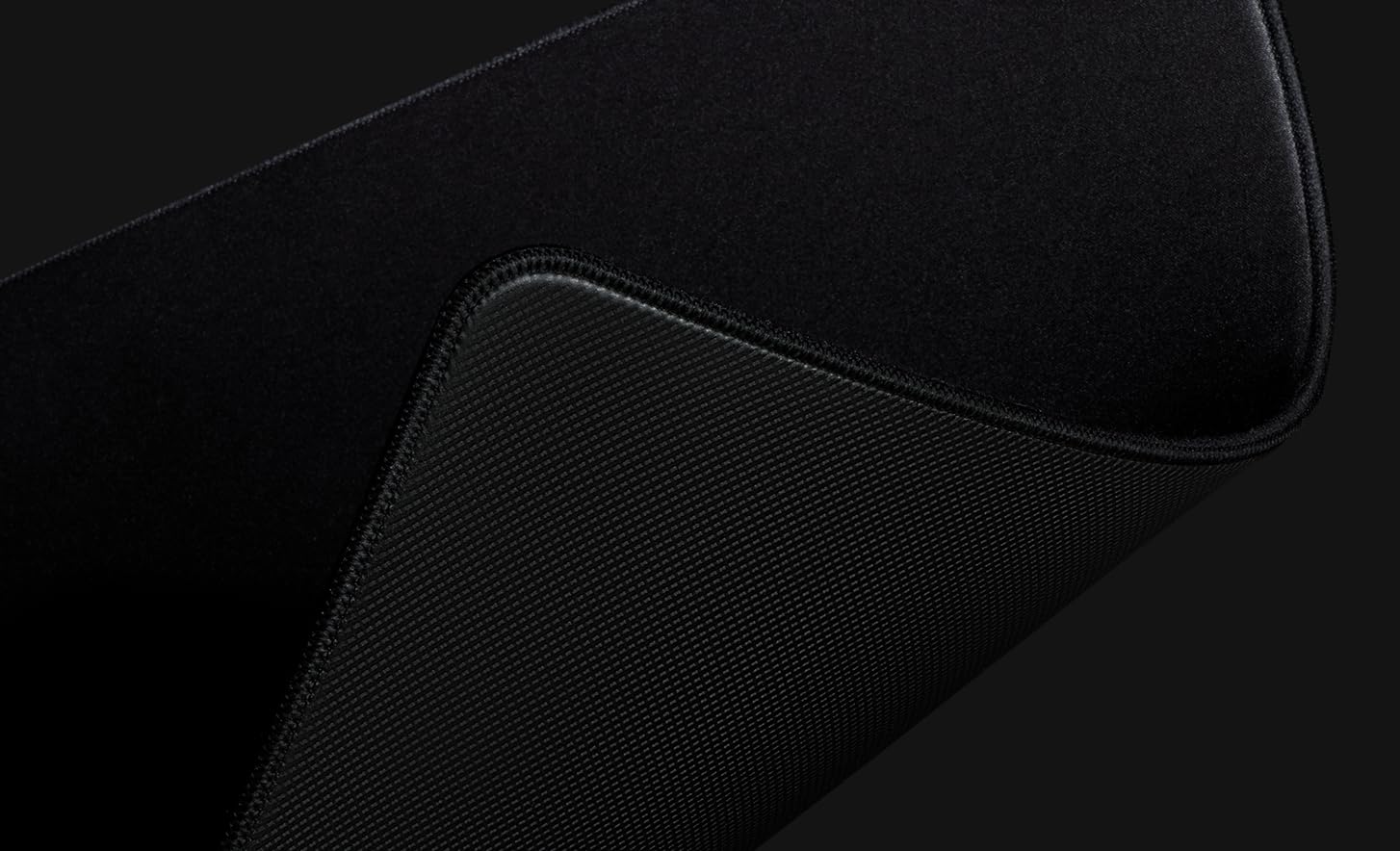 Sony INZONE Mat-F - Tappetino per mouse da gioco in tessuto di grandi dimensioni, cuscino spesso 6 mm, ad alto attrito, 480 x 400 mm, bordo cucito, base in gomma antiscivolo SlimFlex, sviluppato con