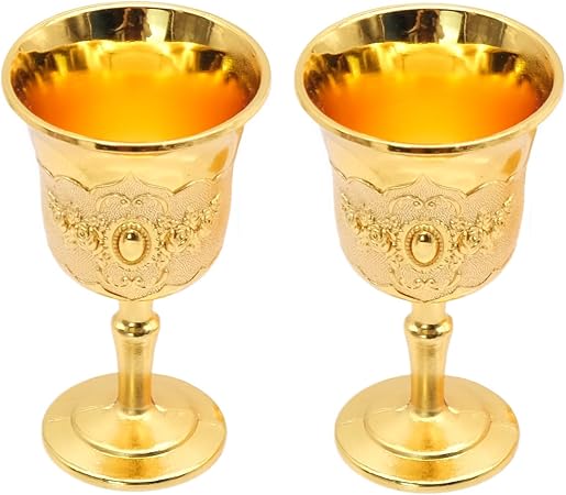 Ensemble composé de 12 verres à vin et 2 carafes doublé améthyste en Ensemble composé de 12 verres à vin et 2 carafes doublé améthyste en