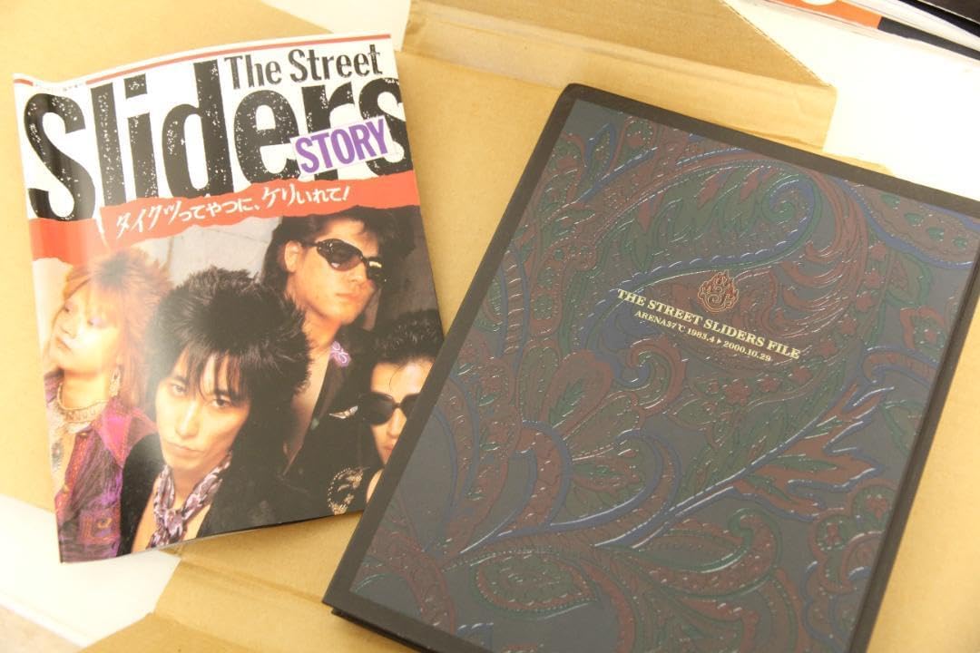 THE STREET SLIDERS アリーナ37 【公式通販】