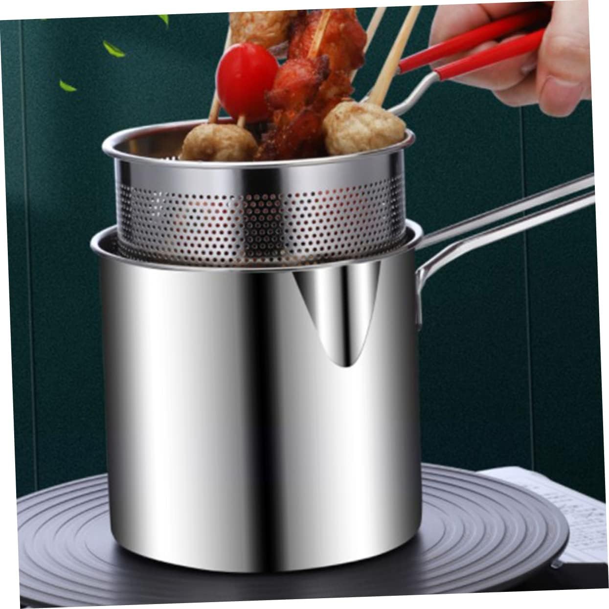 1Set Deep Fryer Pot with Fry Basket Lid Cooking Pot for Shrimp Chicken and French Fries for Indoor Outdoor Use