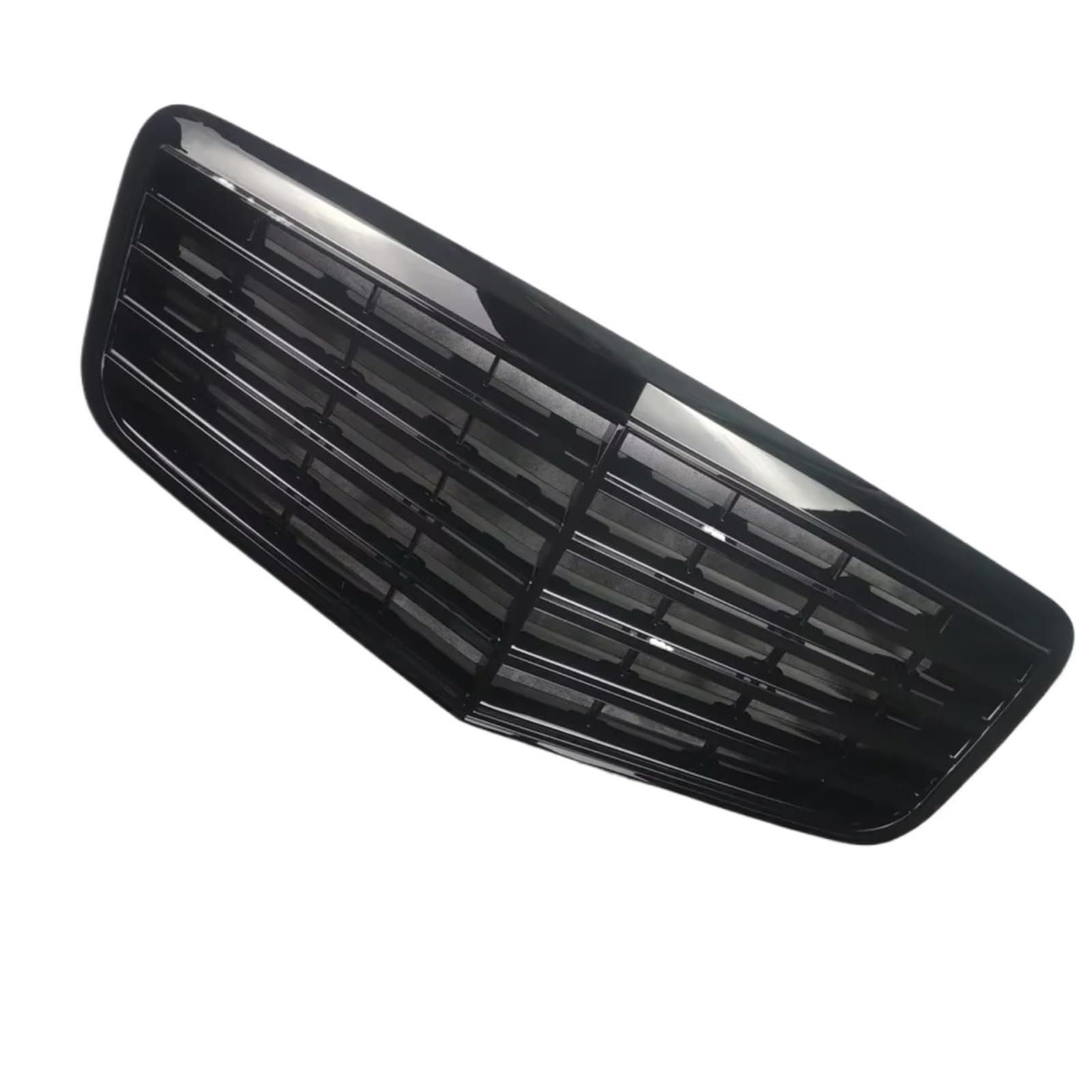 Calandre avant Mercedes Classe E pour remplacer grille cassée