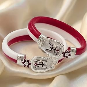 Buy The velvet box Dual-Tone Silver Clasp Sakha Bangles at Amazon.in