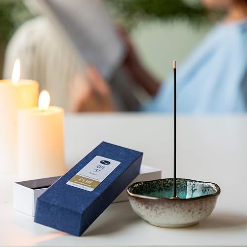Vista 6 de Asayu Japan Varillas de incienso natural de sándalo con bajo humo (0.71 oz), incienso japonés de tamaño muestra para relajación nocturna, yoga