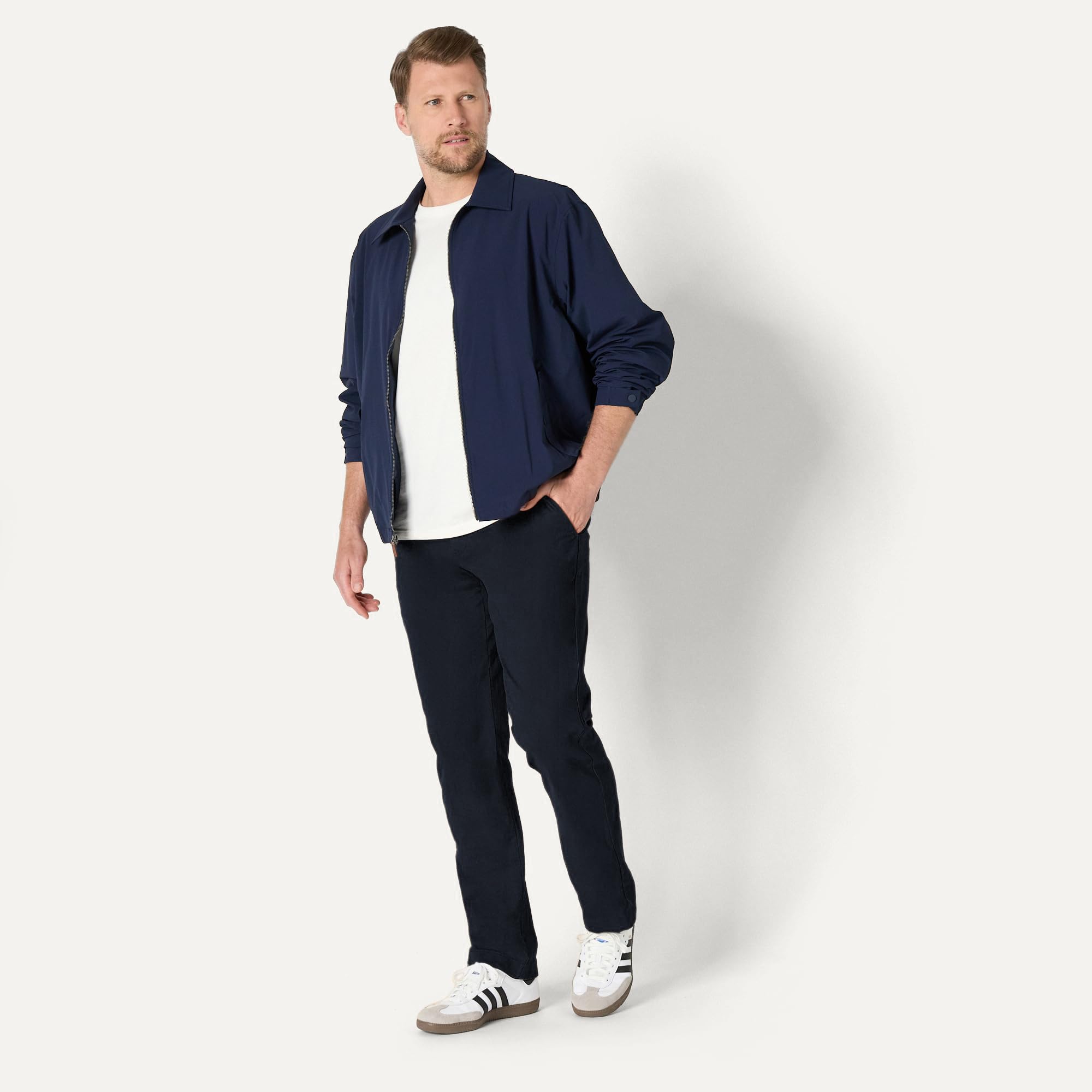 Amazon Essentials Men's Athletic Fit Casual Stretch Chino Work Trousers (Available in Big & Tall) — view 5