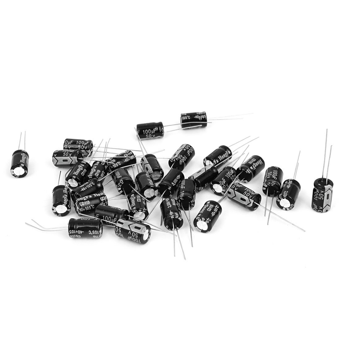 Condensateur électrolytique 50V 100uF en aluminium pour réparer un appareil en panne d'alimentation