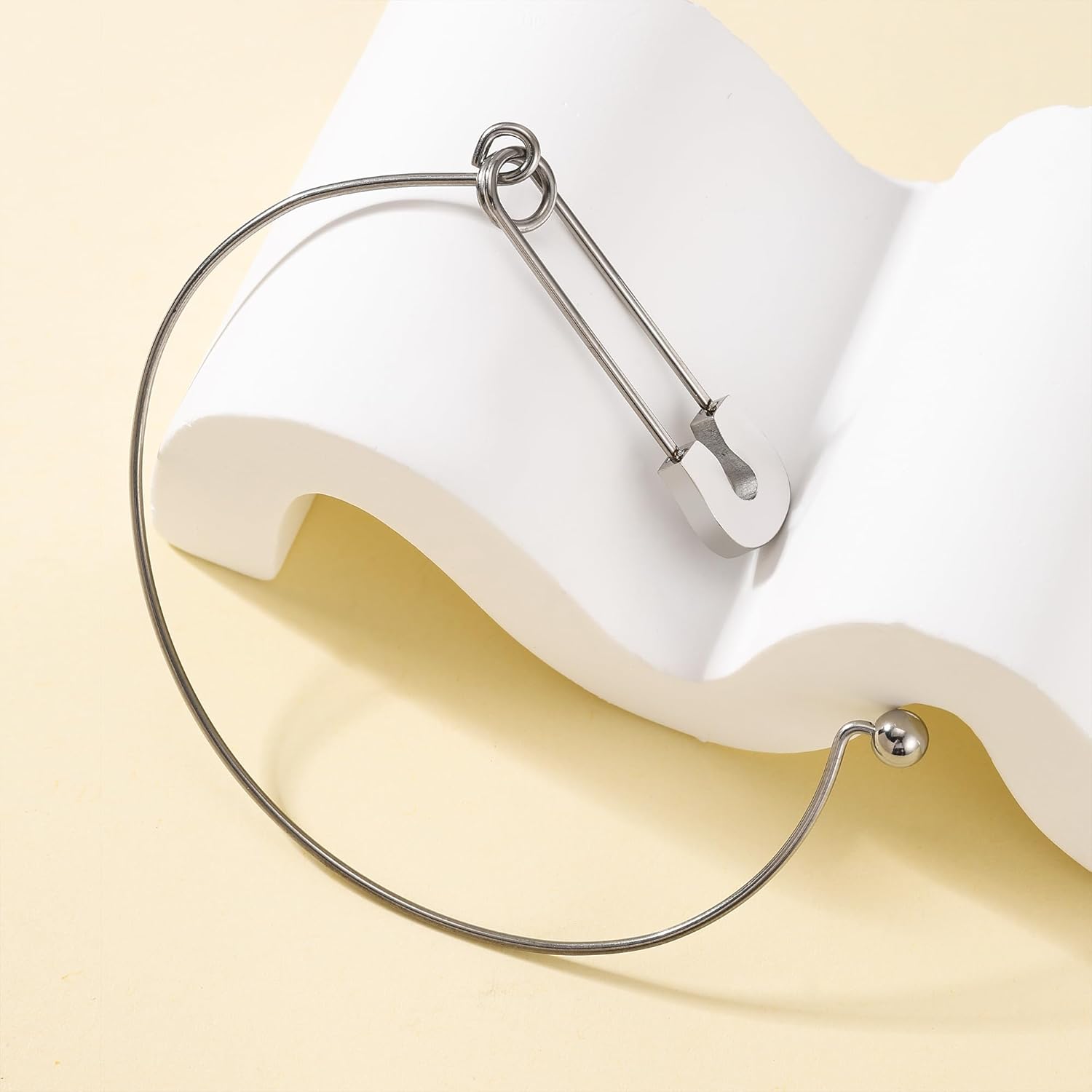 Safety Pin Hook Bangle Bracelet Classic 14K Gold Plated Stainless Steel Simple Love Safety Pins Bracelet Jewelry - Image 4