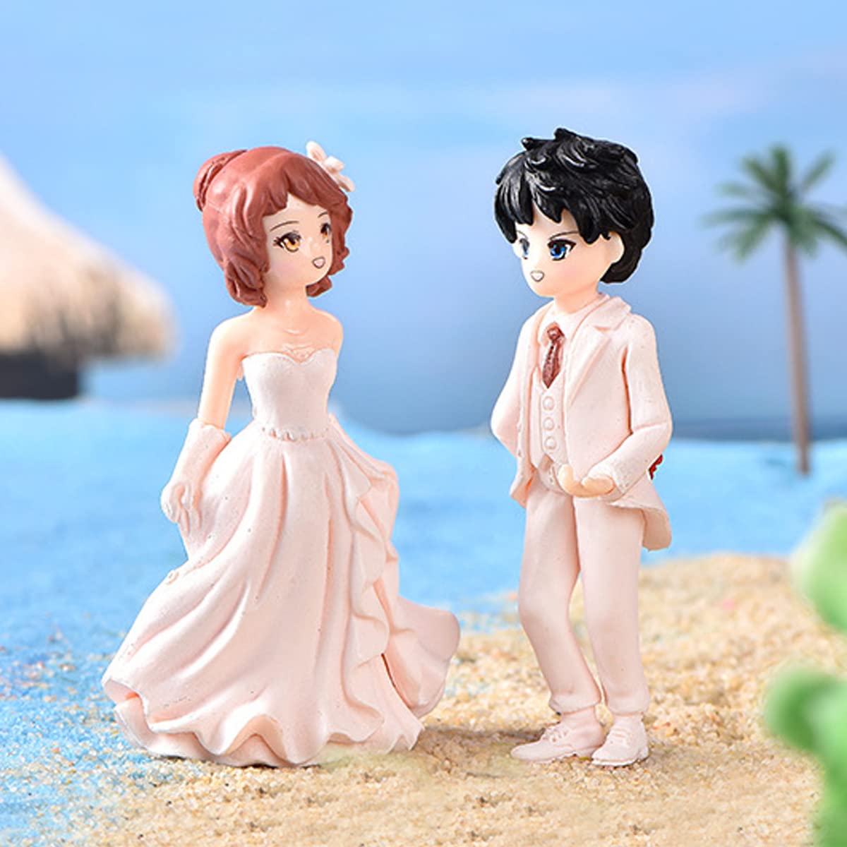 Wonderland Romantic Couple-Peach and Pink Miniature Toys, Small figuine (B0BTBYRQGP) Amazon Price History, Amazon Price Tracker
