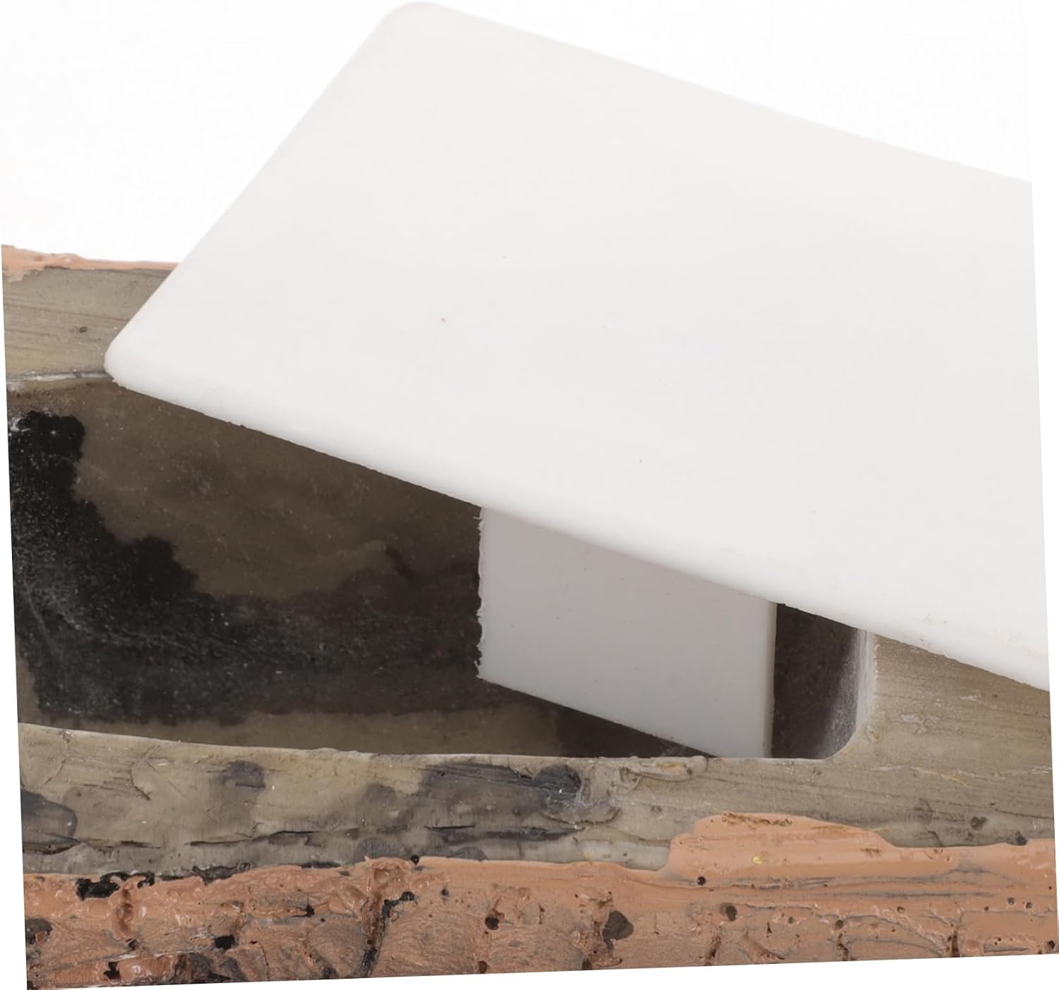 Fake Stone Key Storage Box Outdoor Hidden Key Holder for Durable Resin Design for Garden Use for Homeowners Vacation Rentals