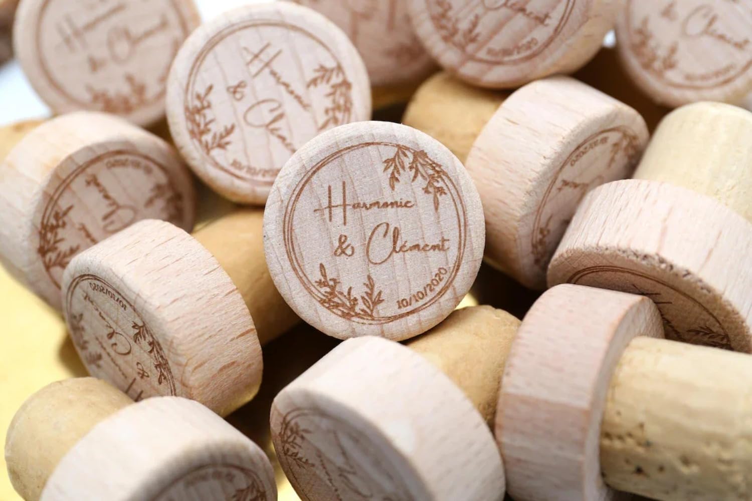 Tappo per vino in legno personalizzato, decorazione per matrimoni, tappo per bottiglia personalizzato, tappo in sughero con design laser, regalo per gli ospiti (40 pezzi)