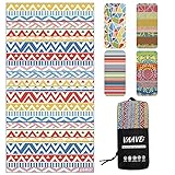 VAAVEi Beach Towel - Quick-Drying and Absorbent - Lightweight and Compact Microfiber Towel (Triangles)