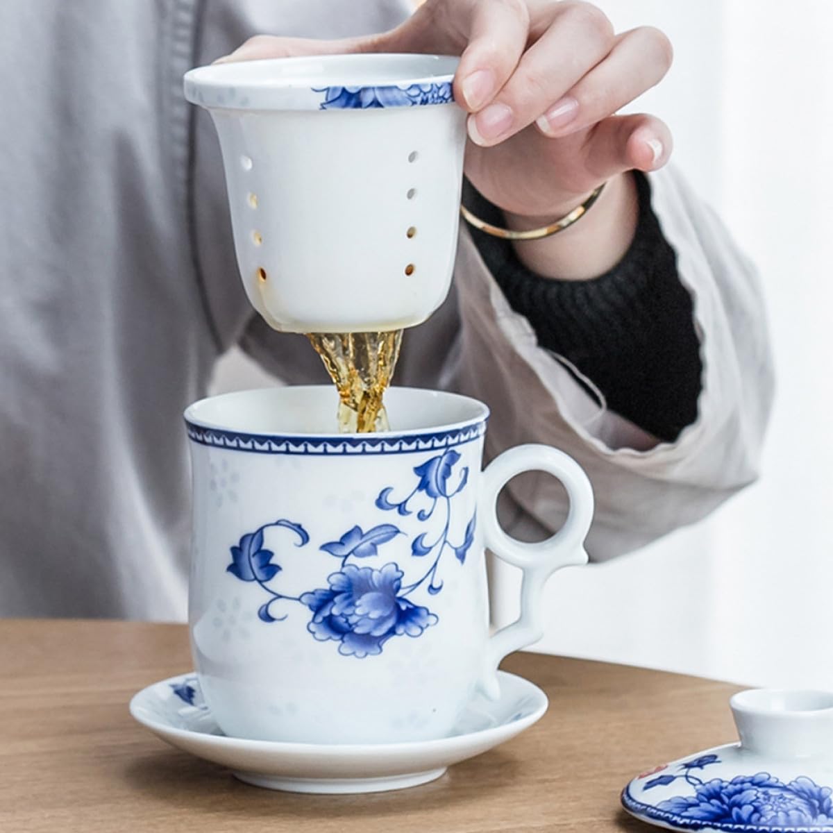 Alasum Keramik Teeschale Satz mit Deckel und Filter 1 Satz Klassische Chinesische Teetasse mit Untertasse für Zuhause und Hotel Tee Zubehör