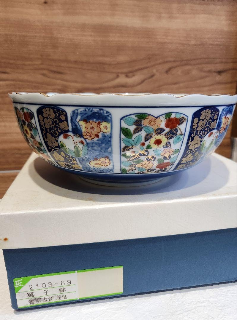古伊万里蓋付き菓子鉢 古伊万里蓋付き菓子鉢