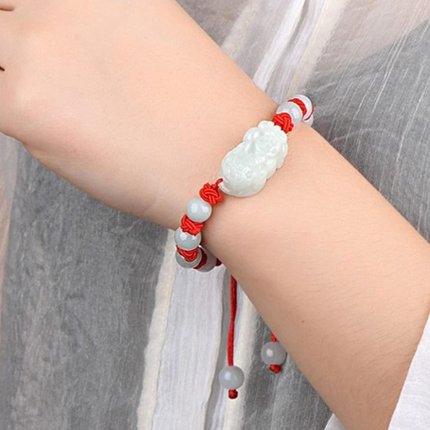 Pulsera De Cuentas, Pulsera De Amuleto Pulsera De Esmeralda Auténtica Pulsera De Hilo Ajustable Roja De La Suerte para La Buena Fortuna Valiente Suerte para Mujeres Hombres,Red