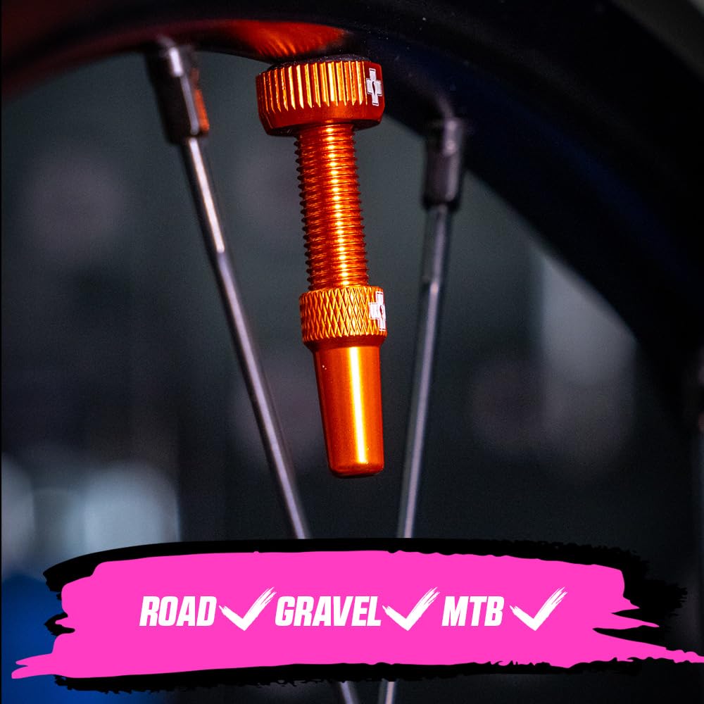Muc-Off Valves Presta Tubeless - 60 mm - Valves de Vélo Anti-Fuite de Qualité Supérieure avec Outil Démonte-Obus de Valve Intégré - Orange