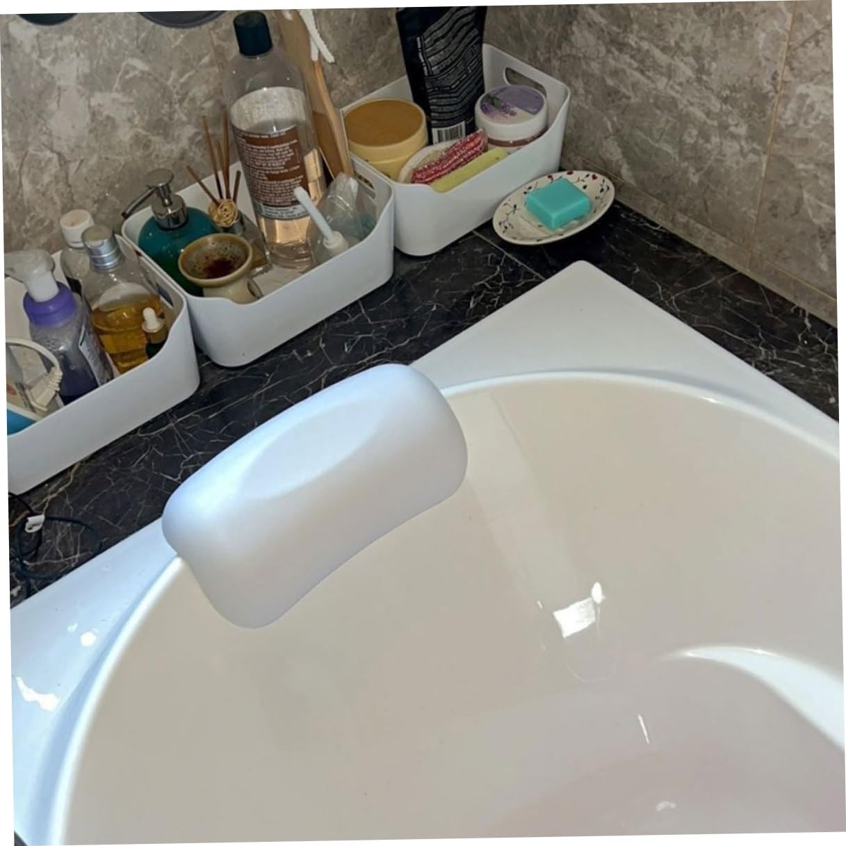 FRCOLOR Cuscino per Vasca da Bagno Ventosa Bianca Supporto Ergonomico per Testa Collo e Spalle Traspirante e Confortevole per Uso Domestico e Spa