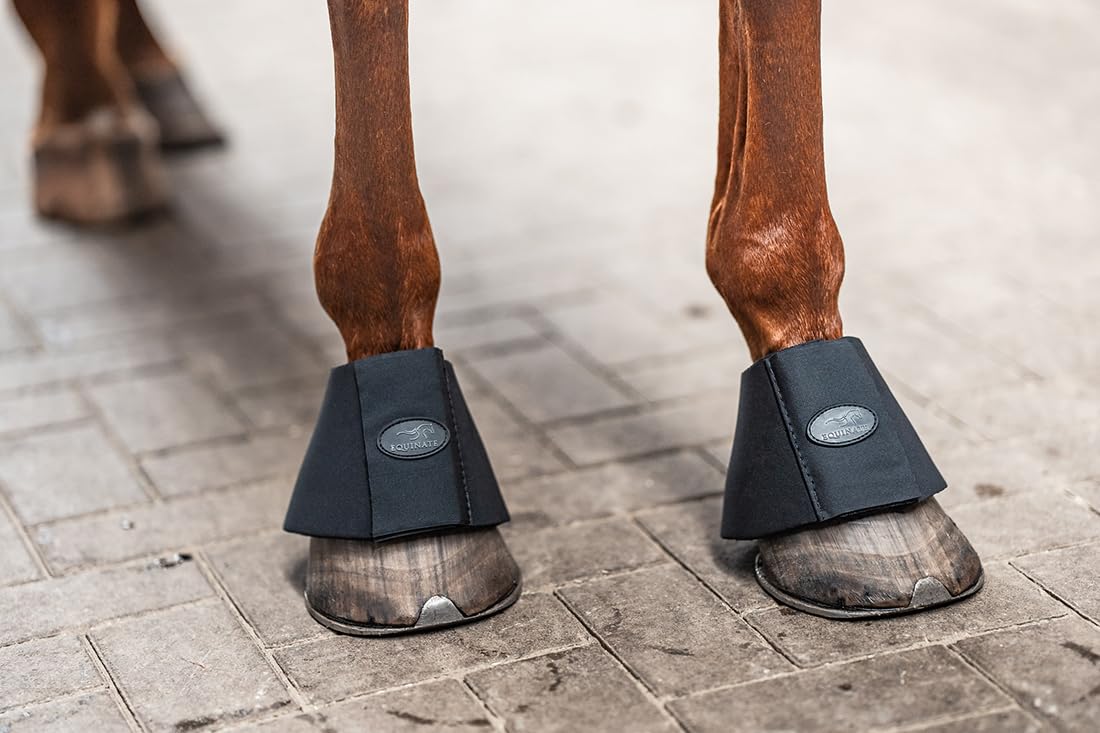 Equinate Hufglocken Denver XXL Schwarz - Robuste und stoßdämpfende Neopren Springglocken - Hufschutz für Training und Turniere - 2er Set