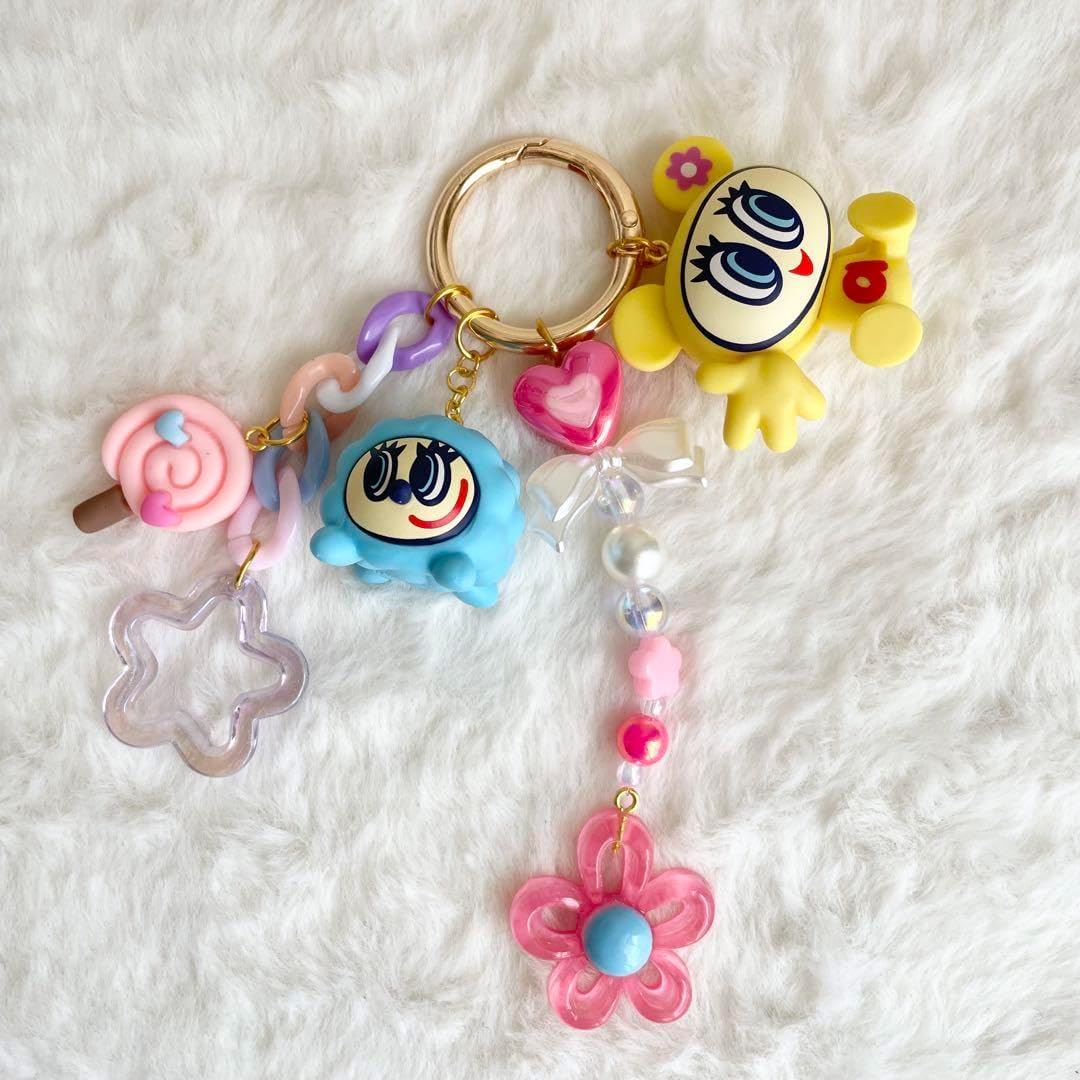 新商品 黒サンリオ ポムポムプリン ミャクミャクなりきりカラビナ付き